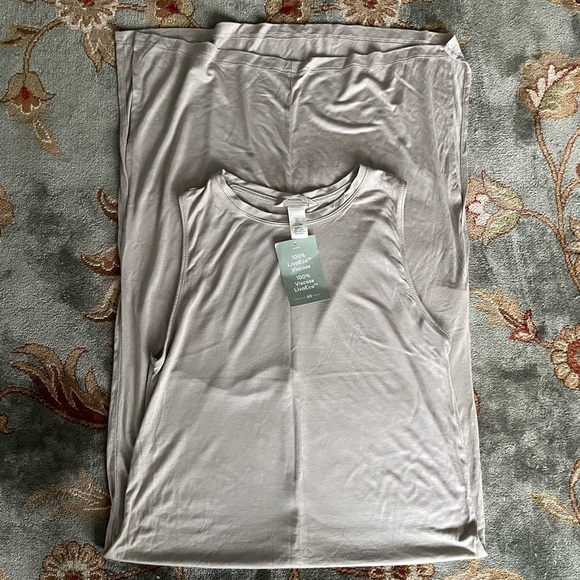 H&M MIDI Slit Dress (NWT) - Picture 1 of 6